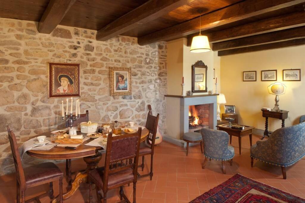 Villa Liz Tuscany, Private Pool, Hot Tub, Property Fenced, Pets Allowed Poppi Exterior foto